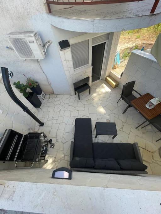 Seaesta Holiday- Modern Studio Apartment Trogir Exterior photo